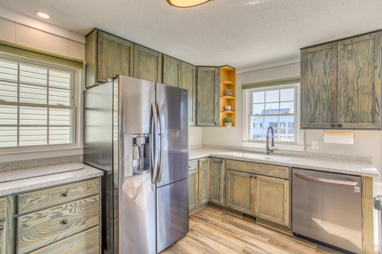 Waterfront North Myrtle Beach Home With Pool And Deck Exterior foto