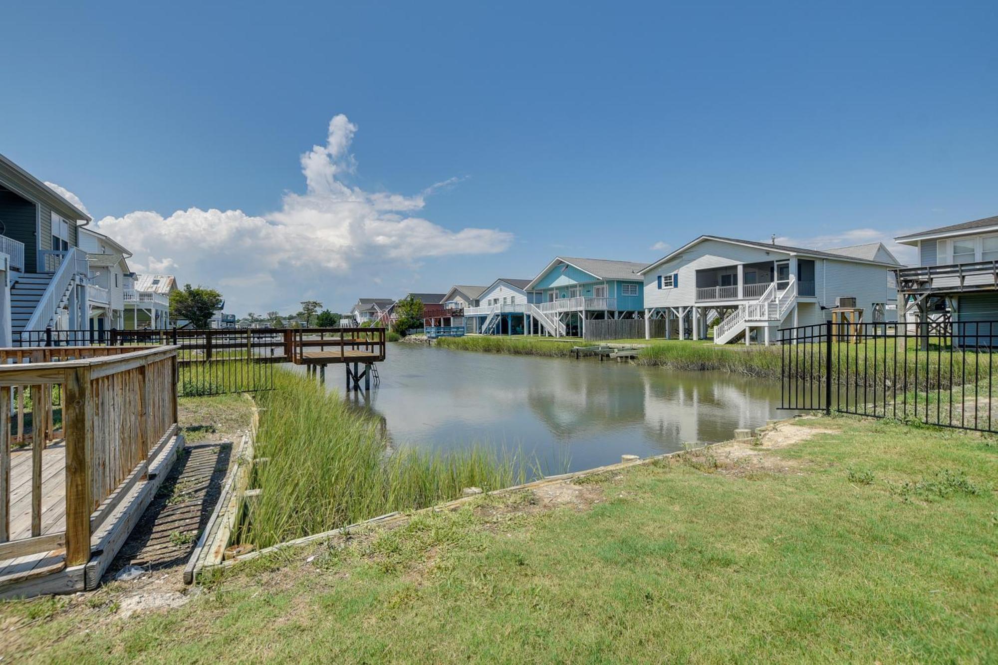 Waterfront North Myrtle Beach Home With Pool And Deck Exterior foto